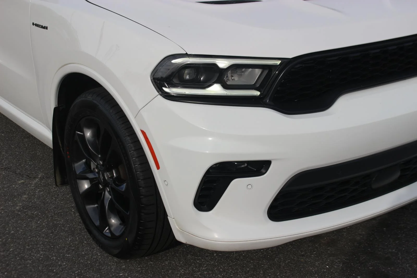 Used 2022 White Dodge R/T Plus image 9