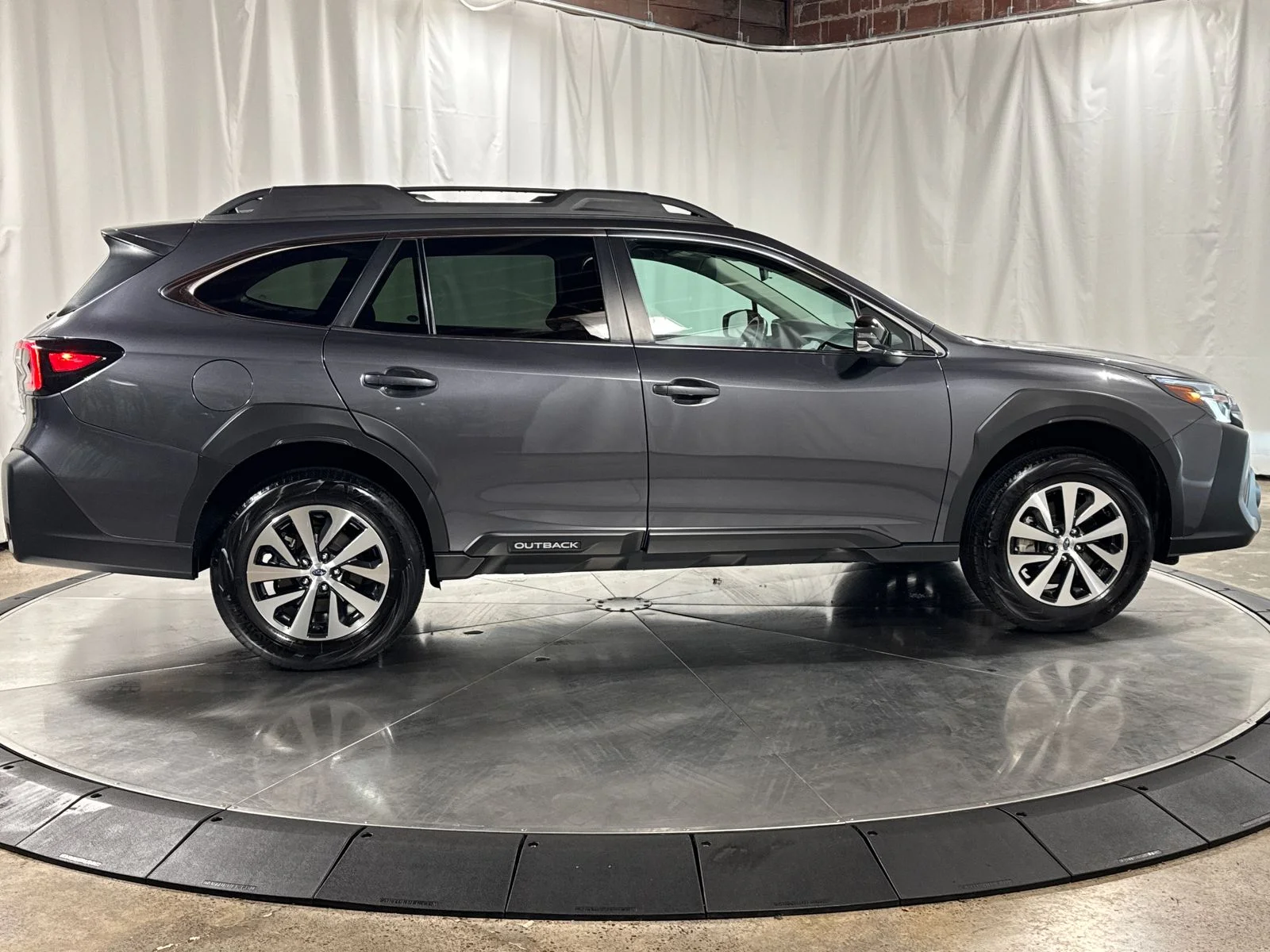 Used 2024 Magnetite Gray Metallic Subaru Premium image 6