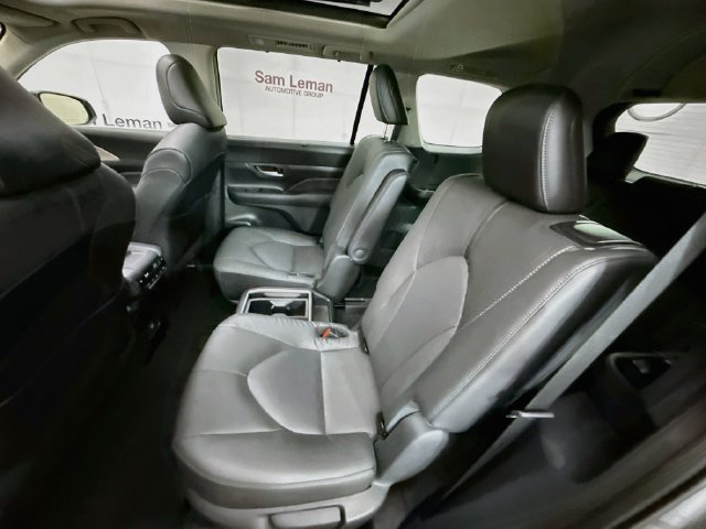 2025 Toyota Grand Highlander Limited - Photo 25