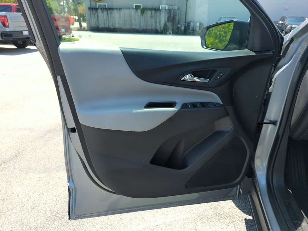 Used 2024 Gray Chevrolet LS image 17