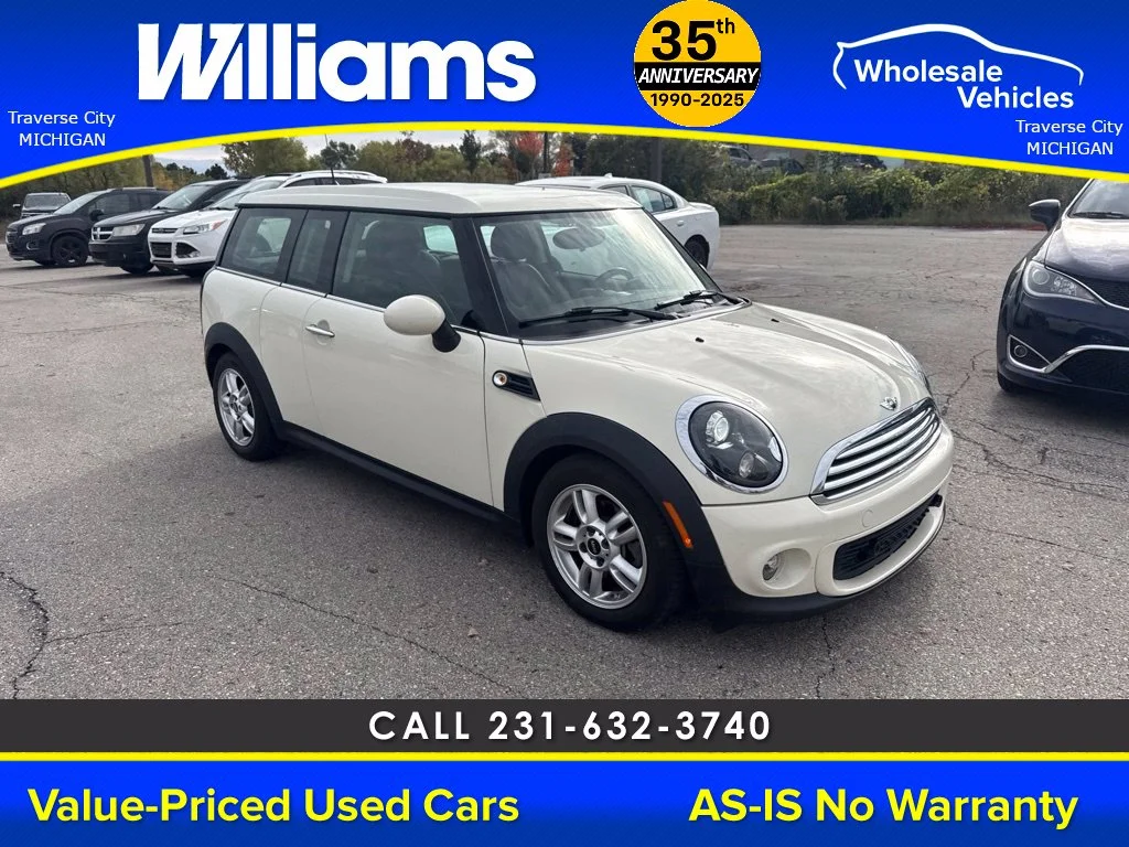 Used 2013 Pepper White MINI Clubman image 8