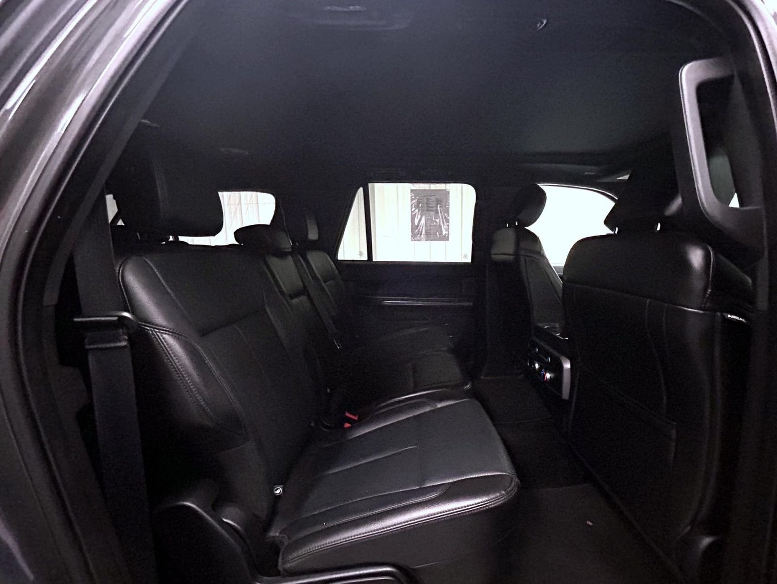 Used 2018 Gray Ford XLT image 18