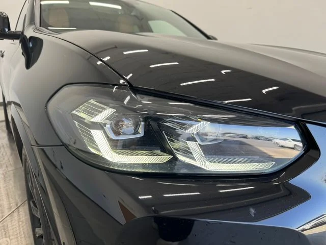 Used 2024 Black Sapphire Metallic BMW xDrive30i image 34