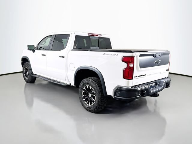 Used 2024 Summit White Chevrolet ZR2 image 5