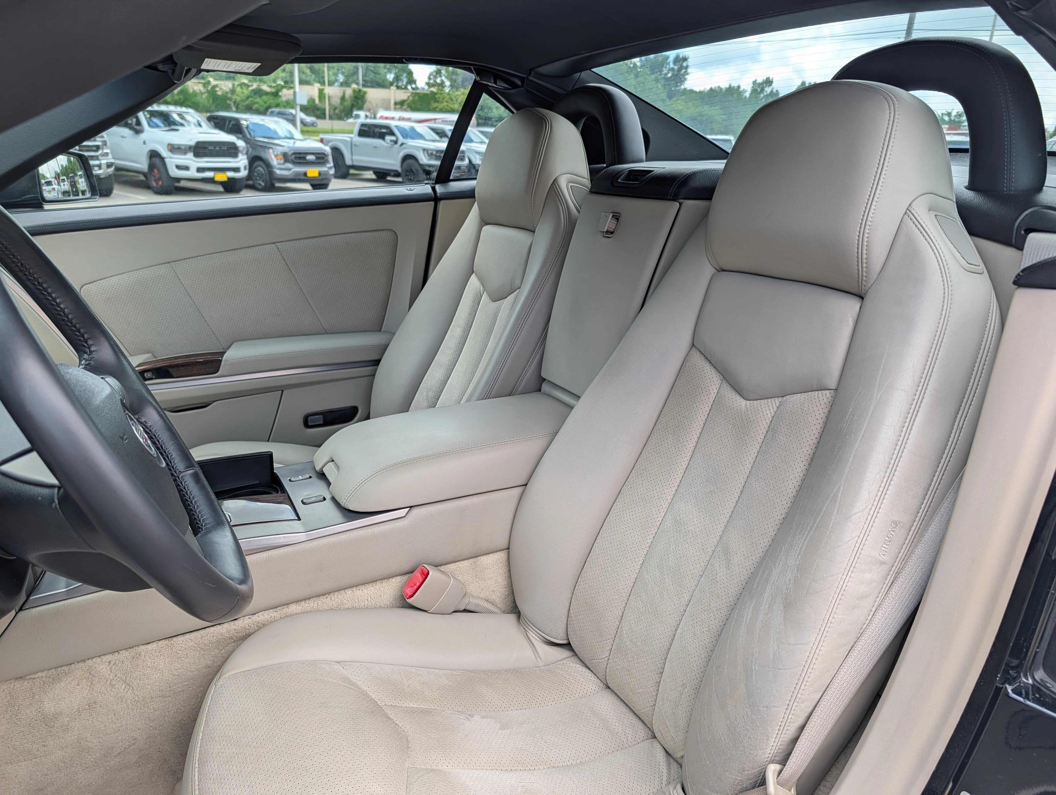 Used 2006 Black Raven Cadillac  image 12