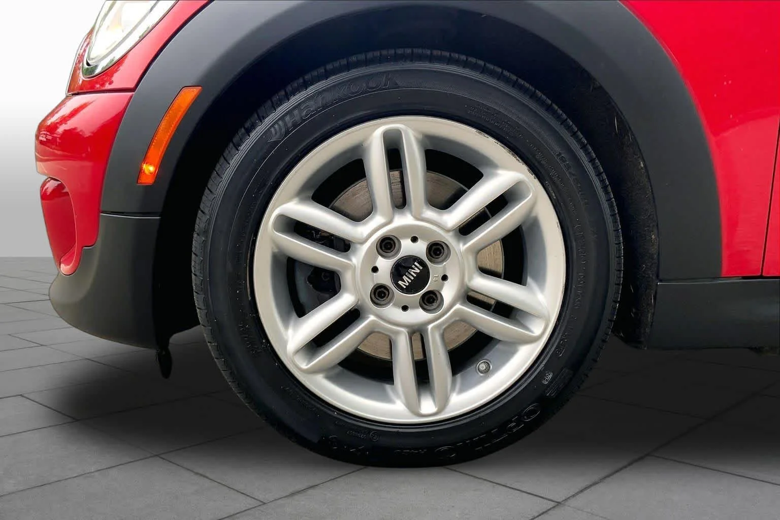 Used 2015 RED MINI S image 10