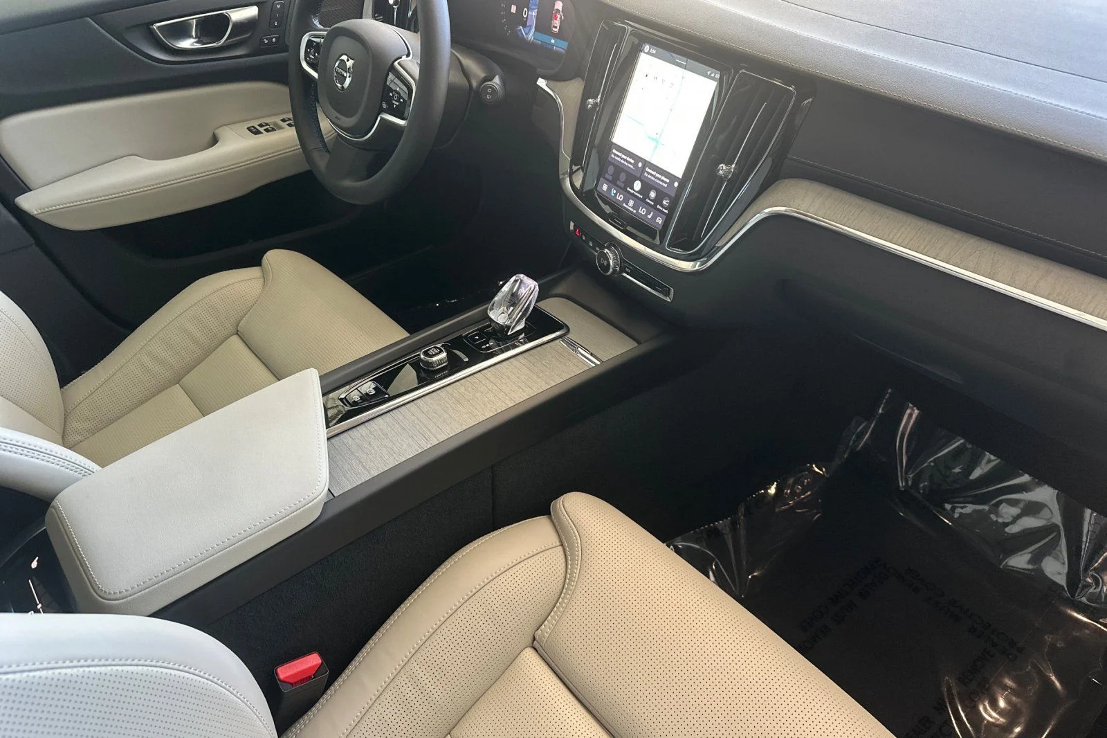 New 2026 Vapour Grey Volvo Ultra image 15