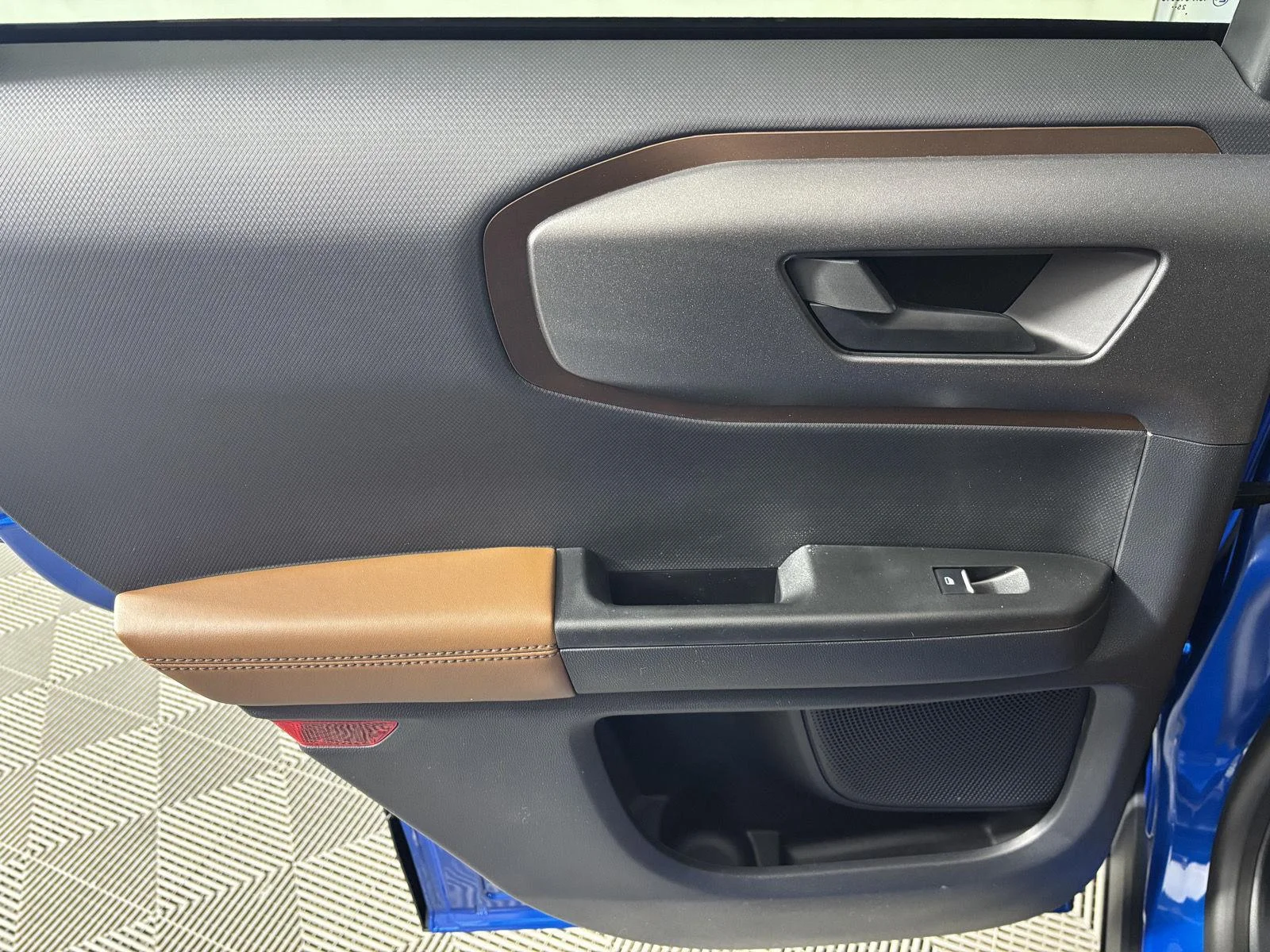 Used 2026 Velocity Blue Metallic Ford Outer Banks image 18