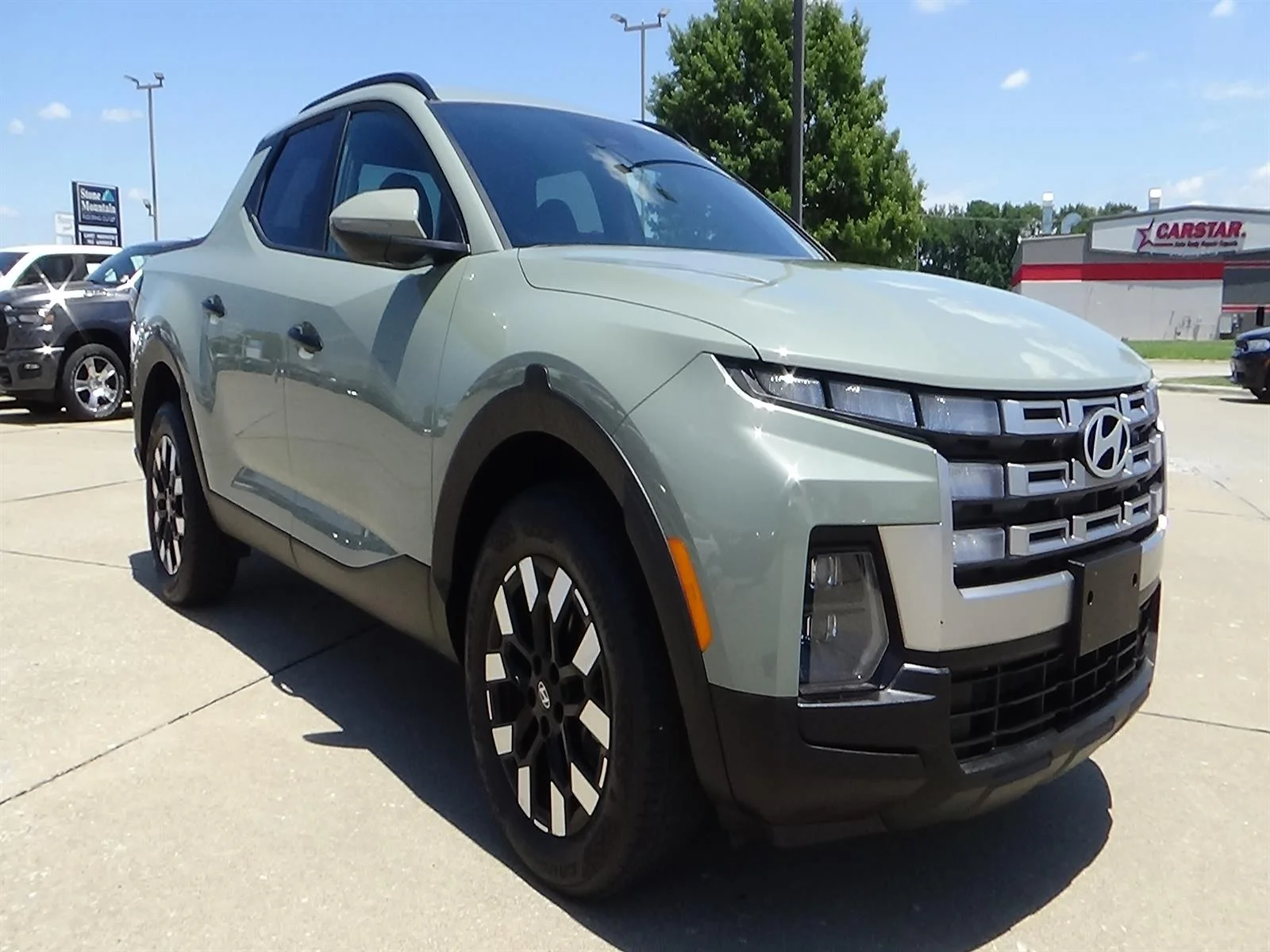 Used 2025 Sage Gray Pearl (sy9) Hyundai SEL image 4