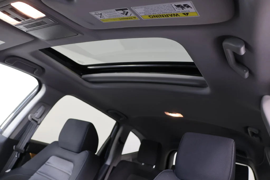 Used 2021  Honda EX image 18