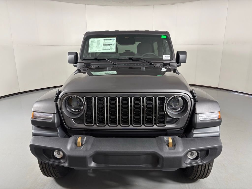 New 2026 Granite Crystal Metallic Clearcoat Jeep 85th Anniversary Edition image 3