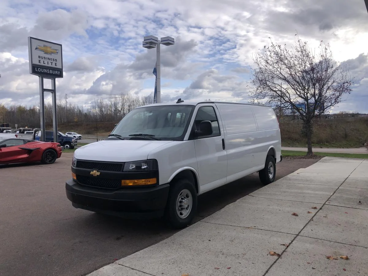 New 2025 White Chevrolet Rwd 2500 155 image 4