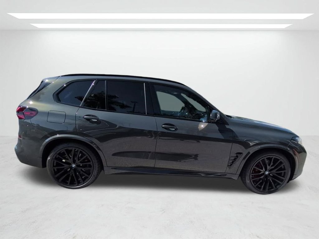 New 2026 Dravit Grey Metallic BMW xDrive40i image 3