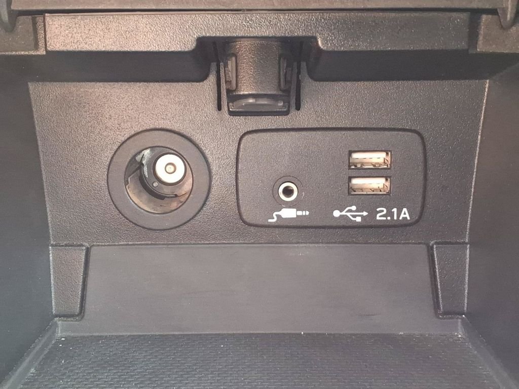 Used 2019 Gray Subaru 2.5i Premium image 23