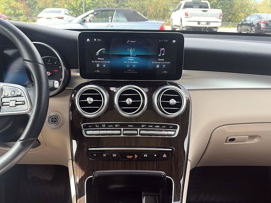 Used 2022 Lunar Blue Metallic Mercedes-Benz GLC 300 image 32
