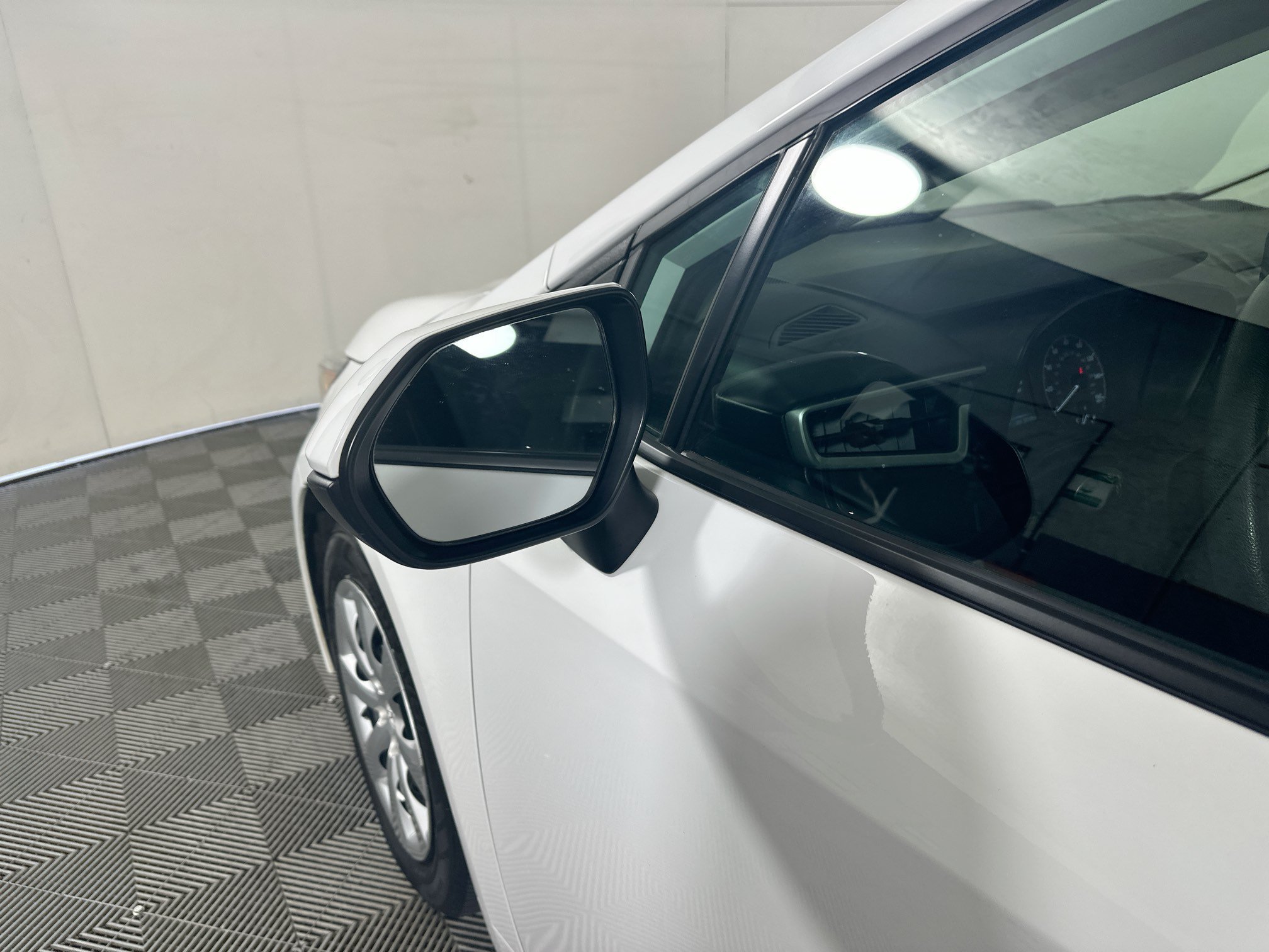 Used 2024 Ice Toyota LE image 10