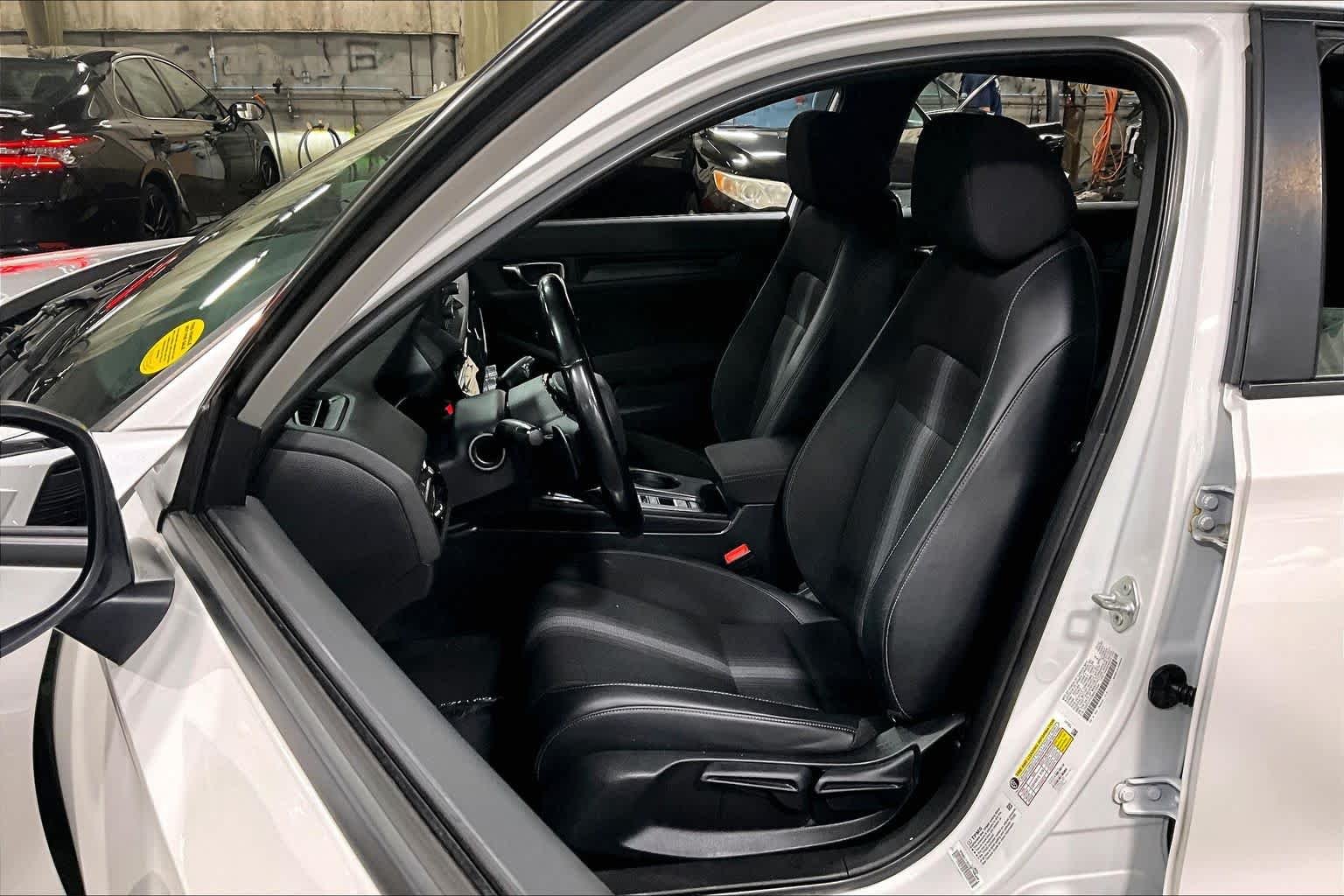 Used 2022 Platinum White Pearl Honda Sport image 8