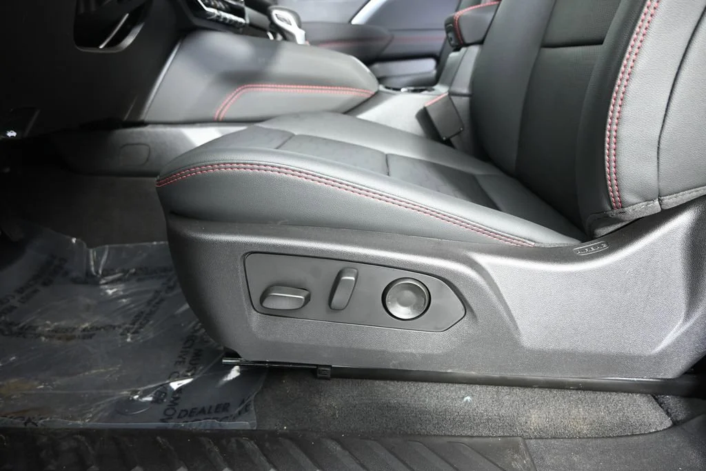 New 2026 Black Chevrolet Z71 image 21