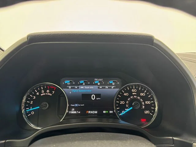 Used 2019 White Platinum Clearcoat Metallic Ford Lariat image 2