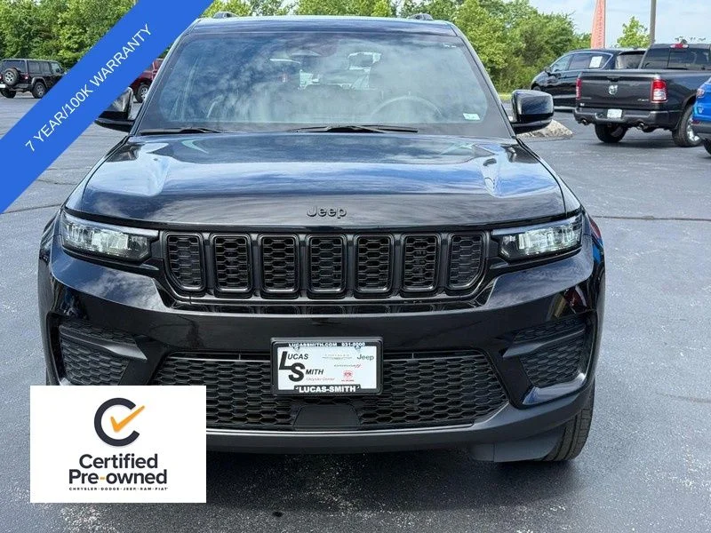 Certified Used 2024 Black Jeep Altitude X image 9