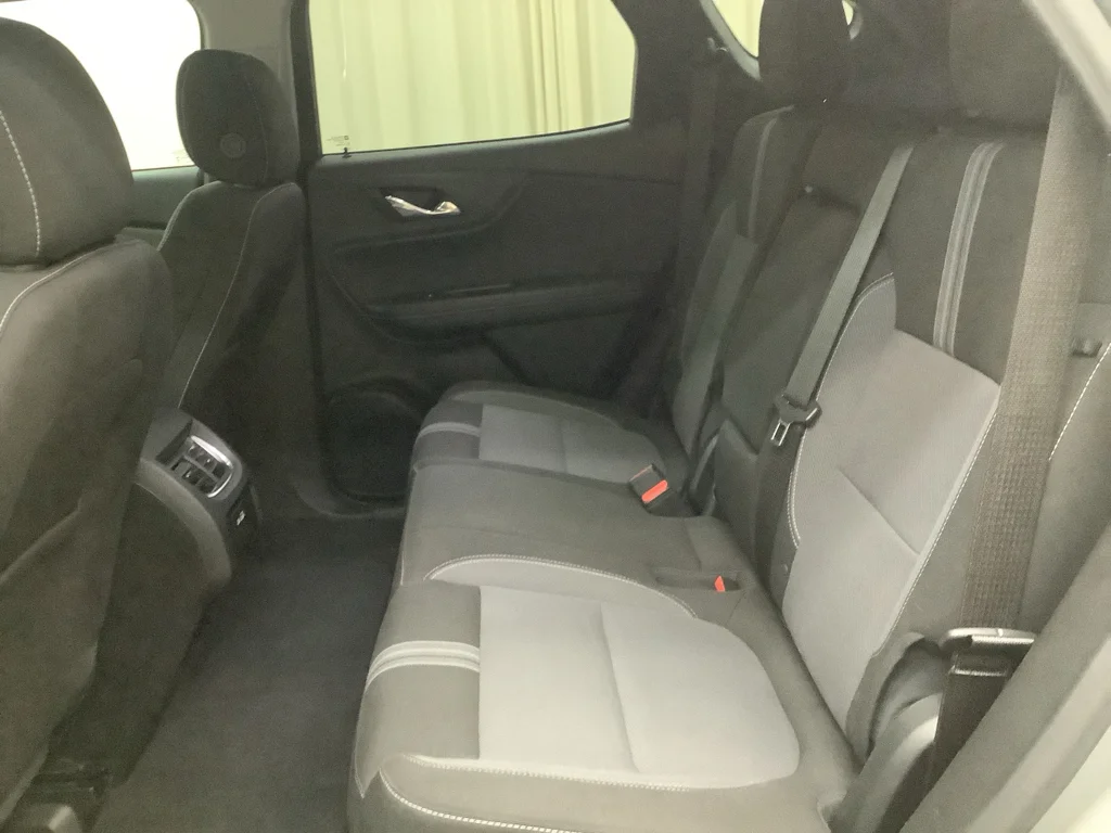 Used 2025 Sterling Gray Metallic Chevrolet LT image 23