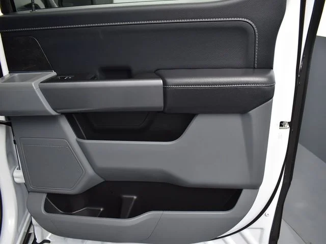Used 2023 White Ford XLT image 25