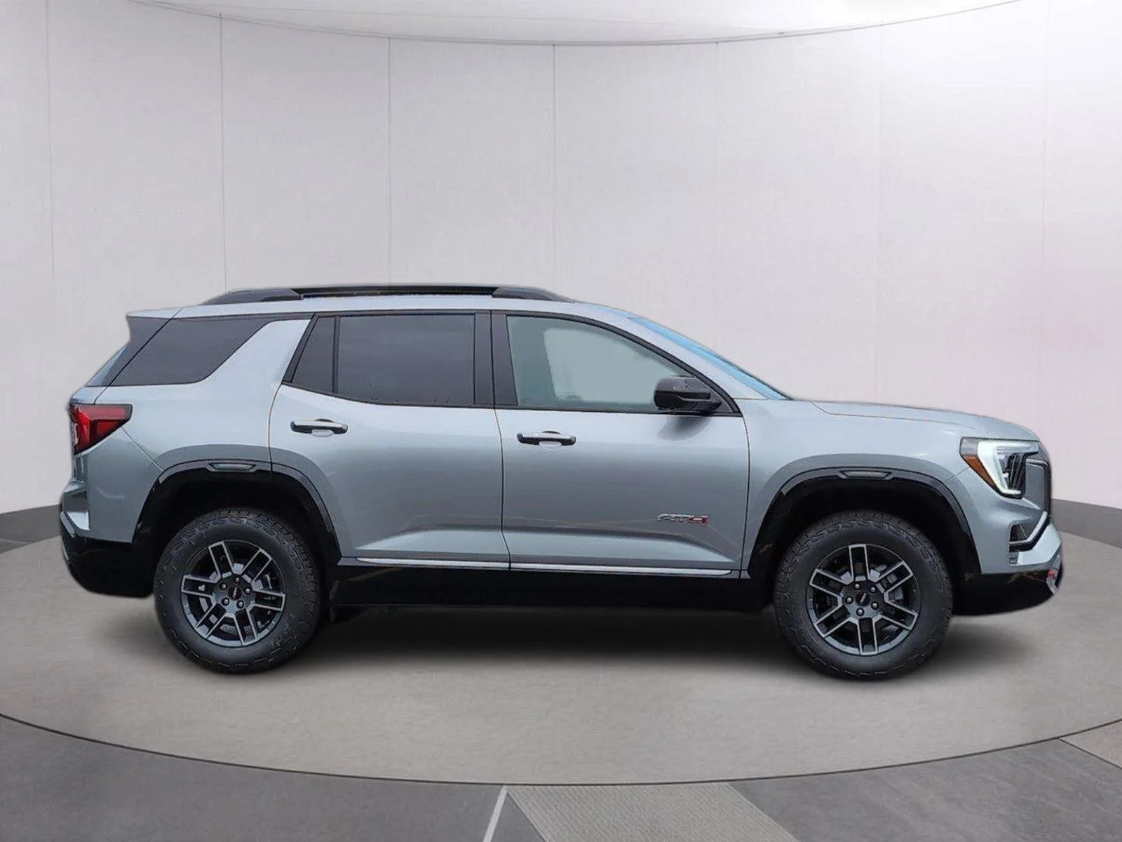 Used 2026 Sterling Metallic GMC AT4 image 7