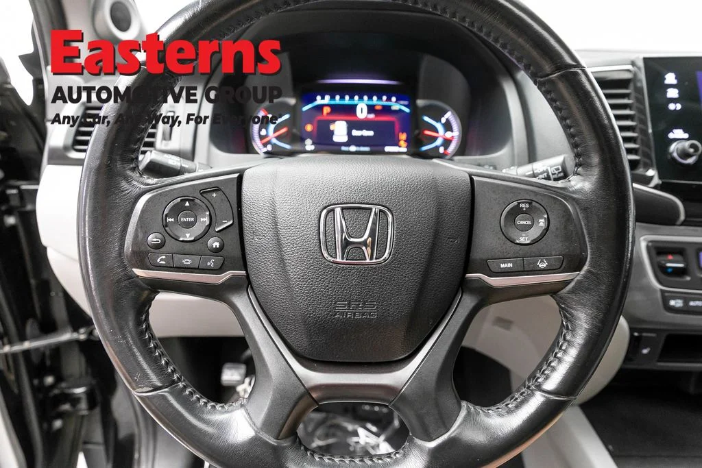 Used 2019 Black Honda EX-L image 10