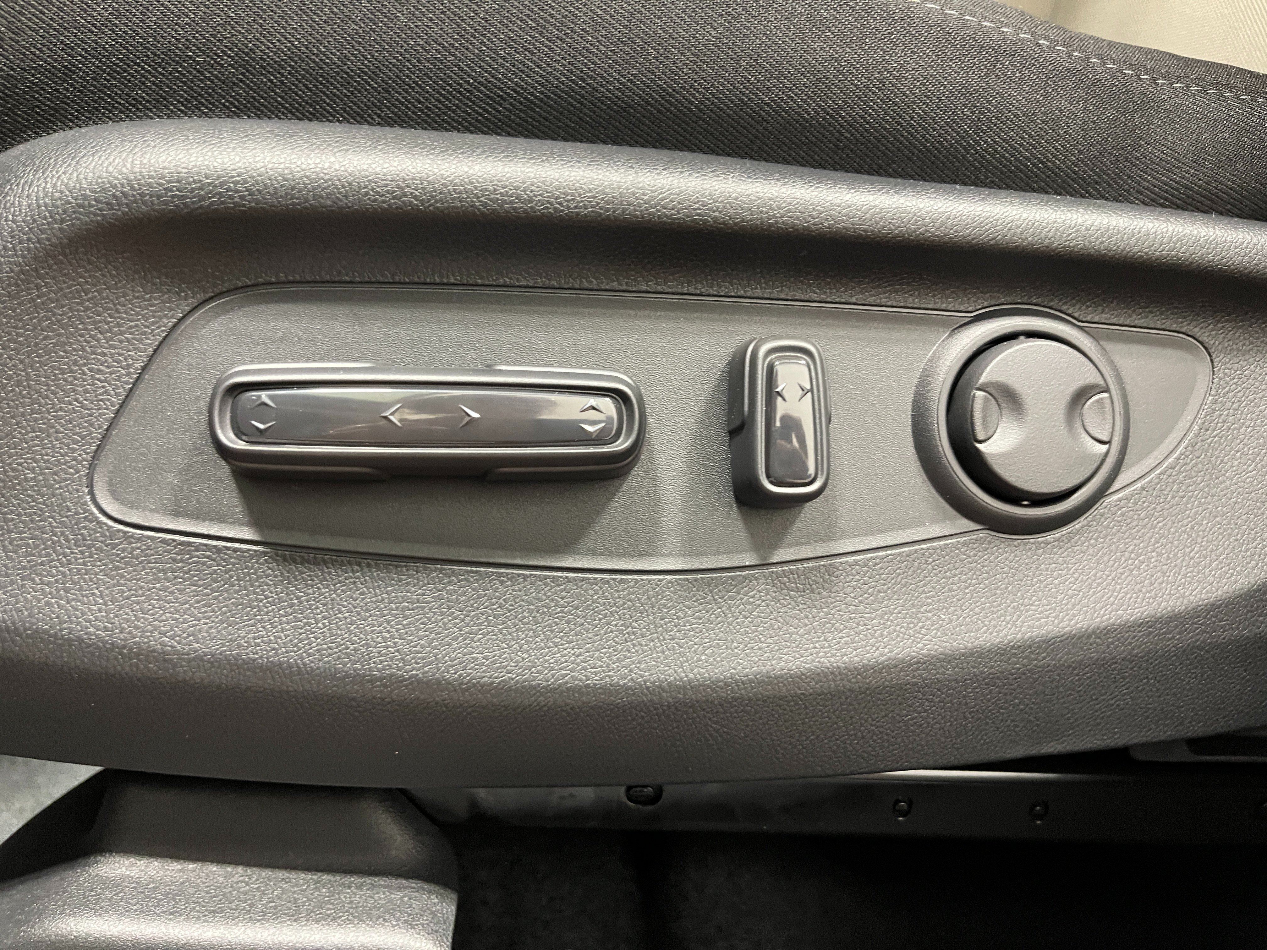 New 2026 Meteorite Gray Metallic Honda EX image 13
