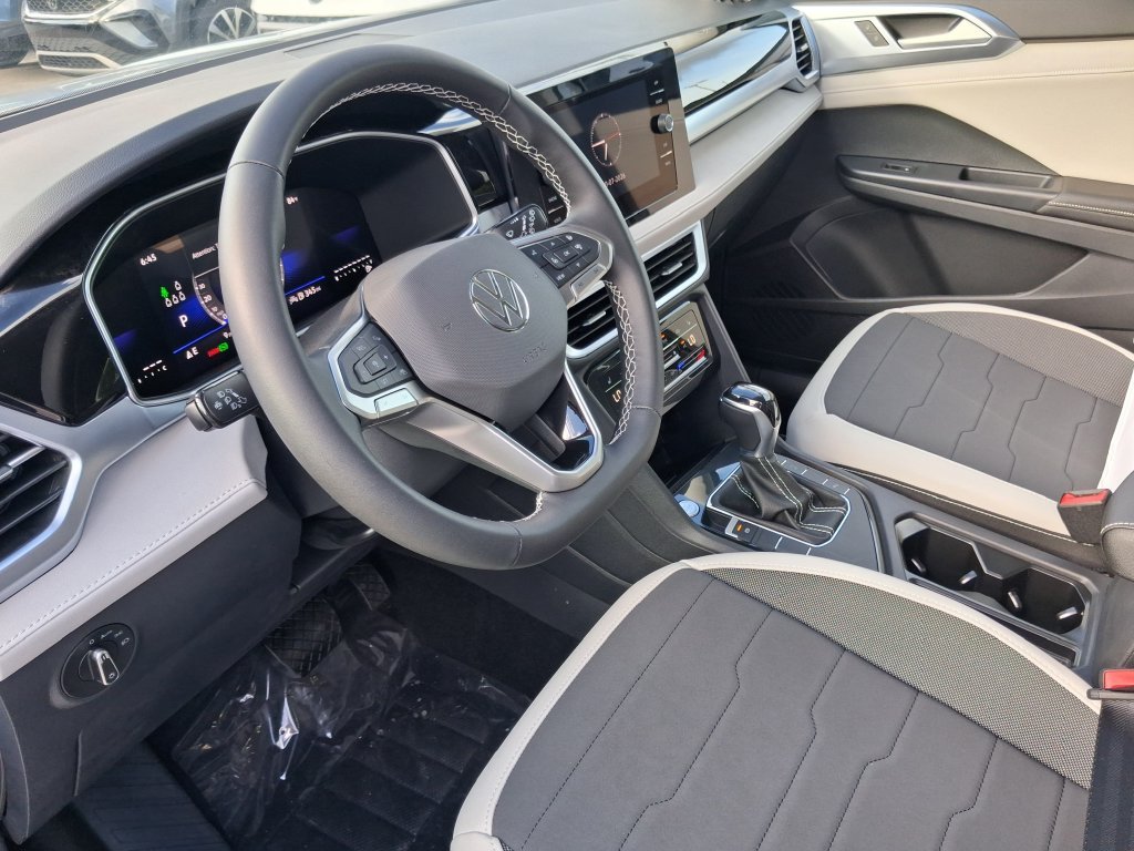 New 2027 Gray Volkswagen 1.5T SE image 8