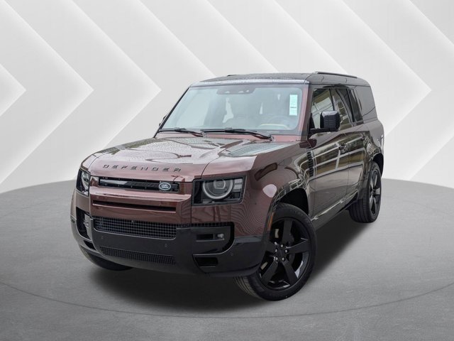 2026 Land Rover Defender 130 P400 X-Dynamic SE