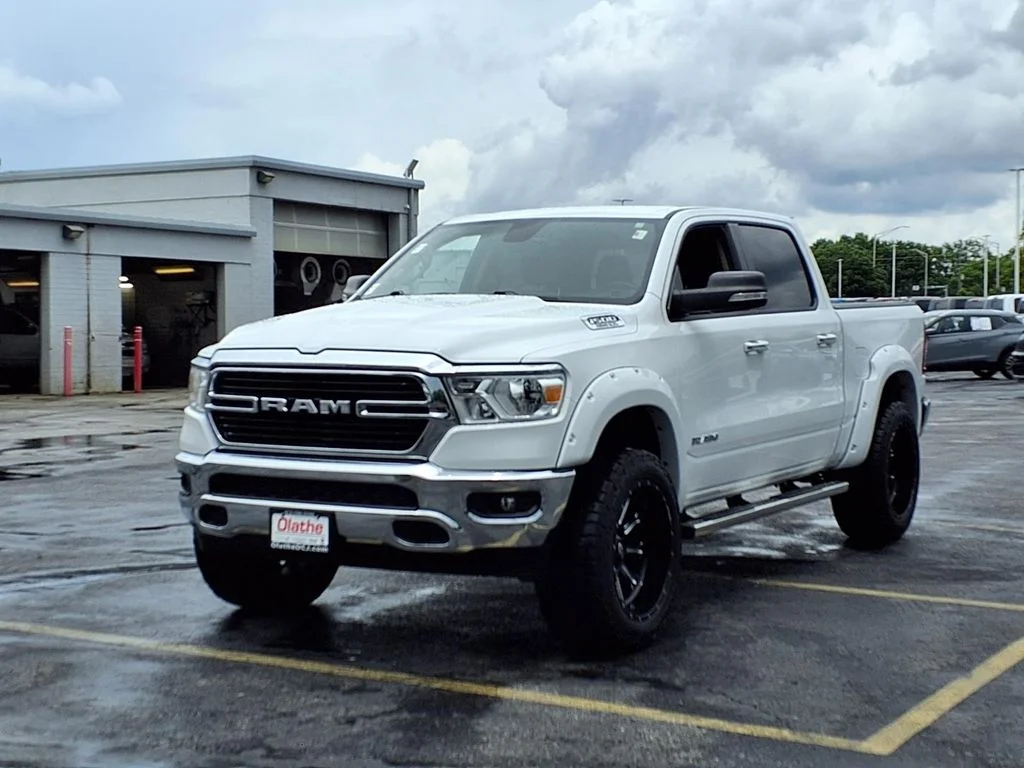 Used 2020 RAM Ram 1500 Pickup Big Horn/Lone Star with VIN 1C6SRFFT9LN275710 for sale in Kansas City