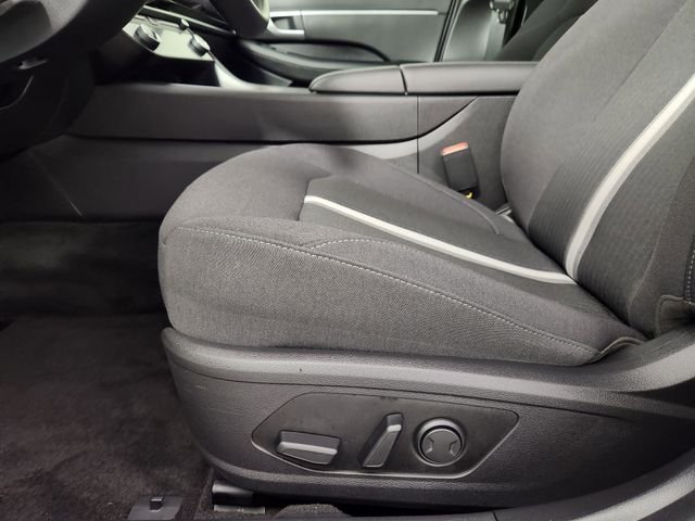2025 Hyundai Sonata SEL - Photo 12