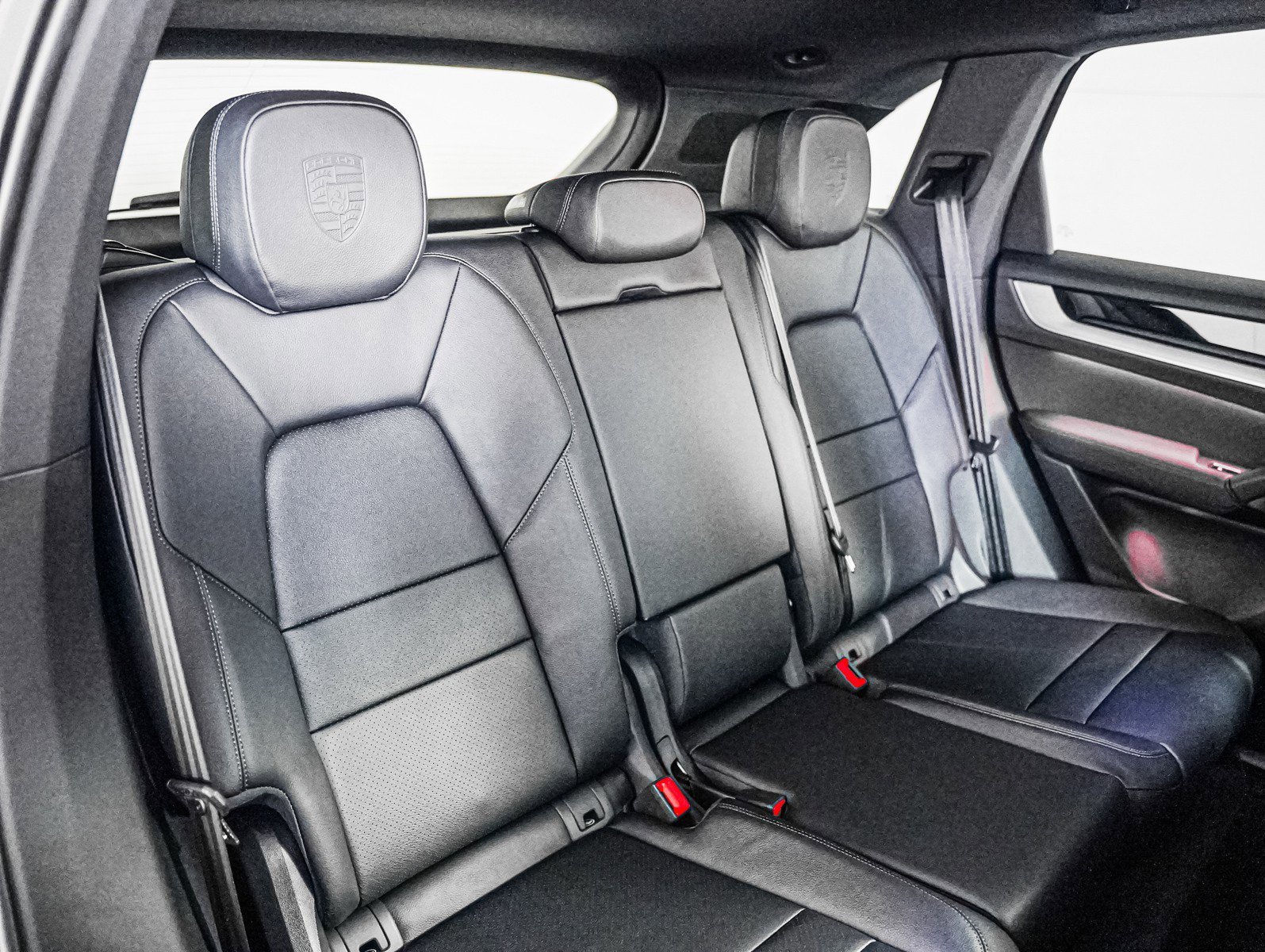 2026 Porsche Cayenne E-Hybrid - Photo 6