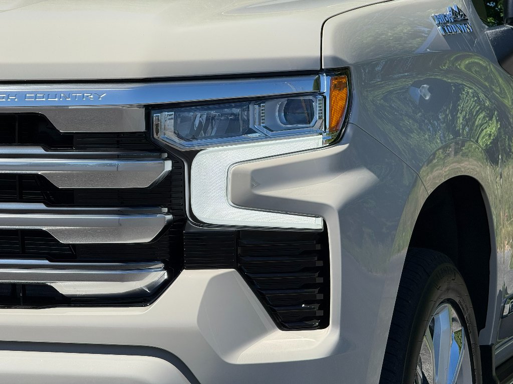 2026 Chevrolet Silverado 1500 High Country - Photo 15