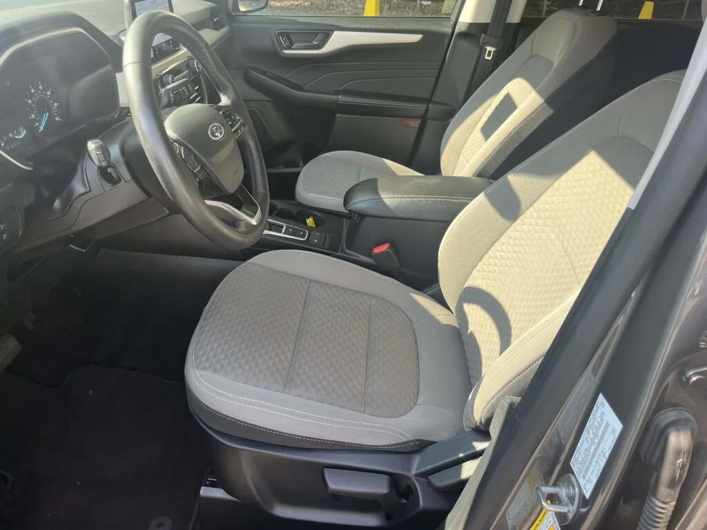 Certified Used 2022 Carbonized Gray Ford SE image 16