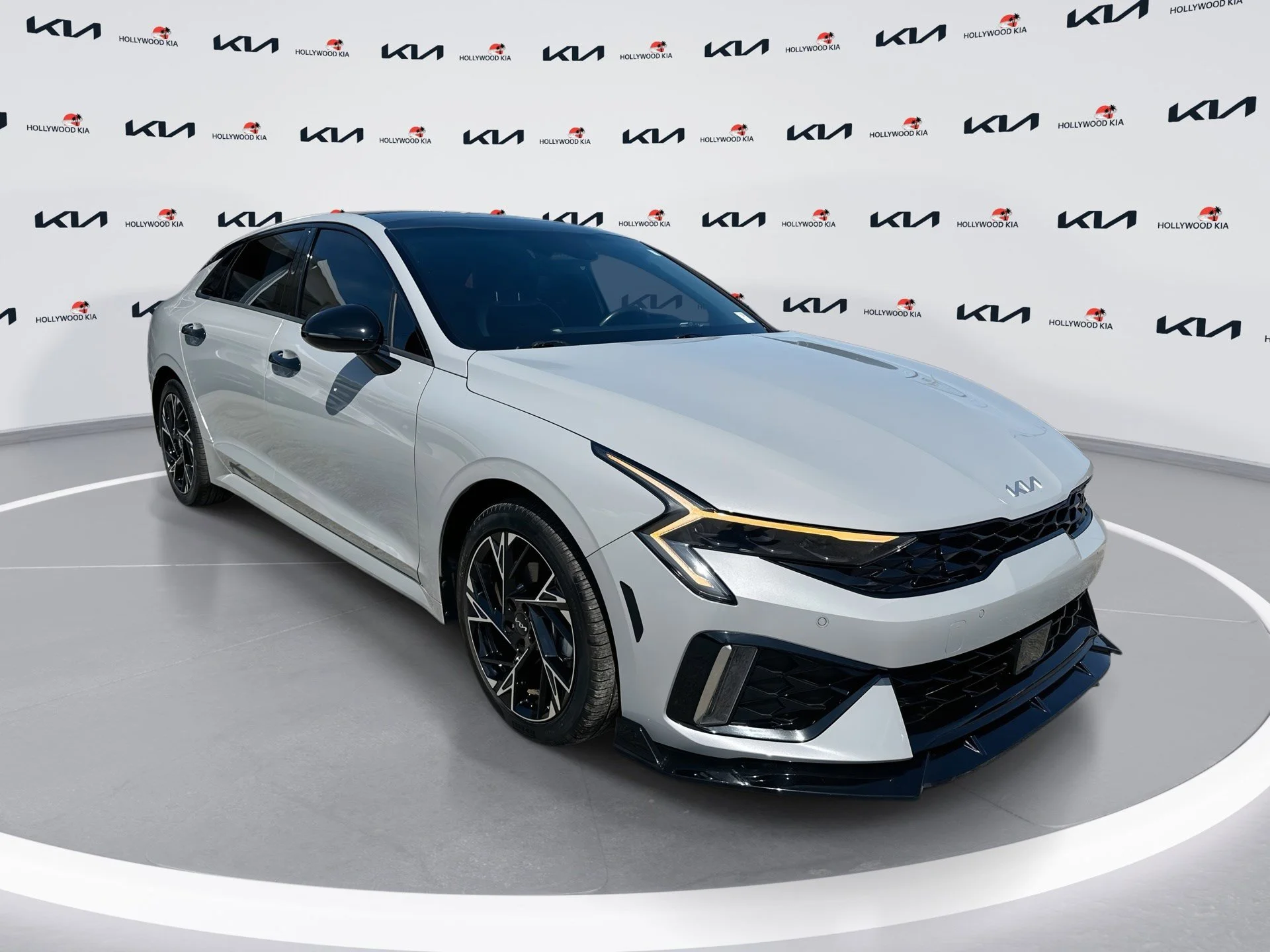 2025 Kia Optima GT-Line AWD's photo