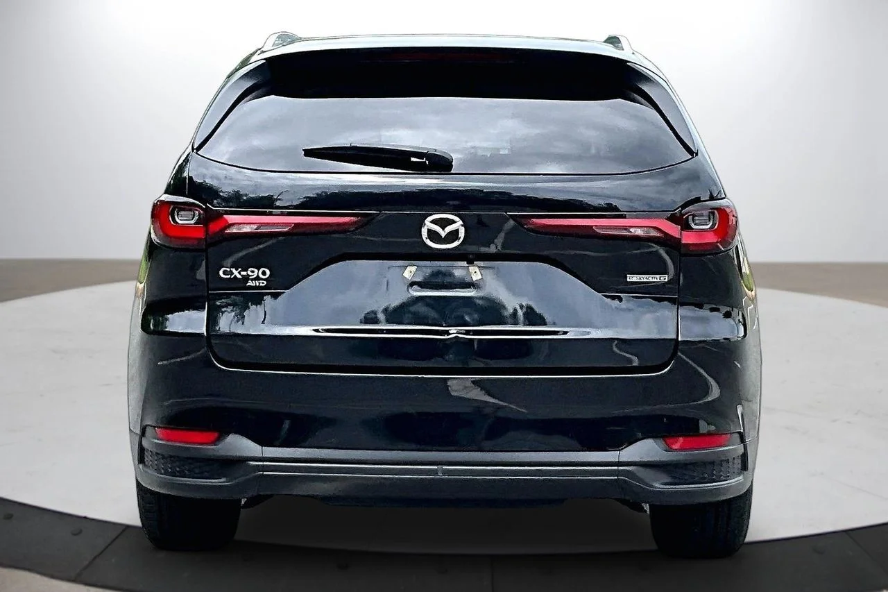 Used 2025 Black Mazda 3.3 Turbo Select image 8