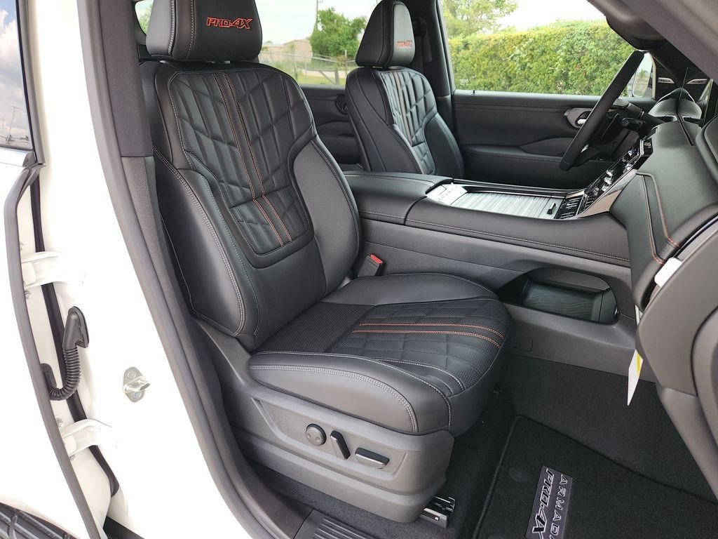 New 2026 White Nissan PRO-4X image 13
