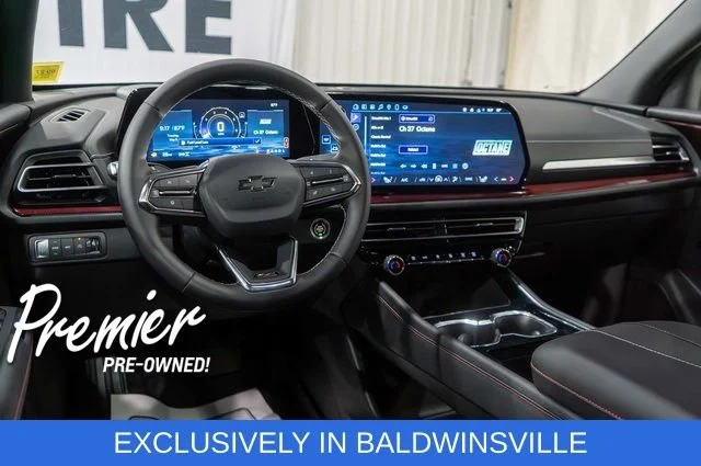 Used 2025 Radiant Red Tintcoat Chevrolet Z71 image 11