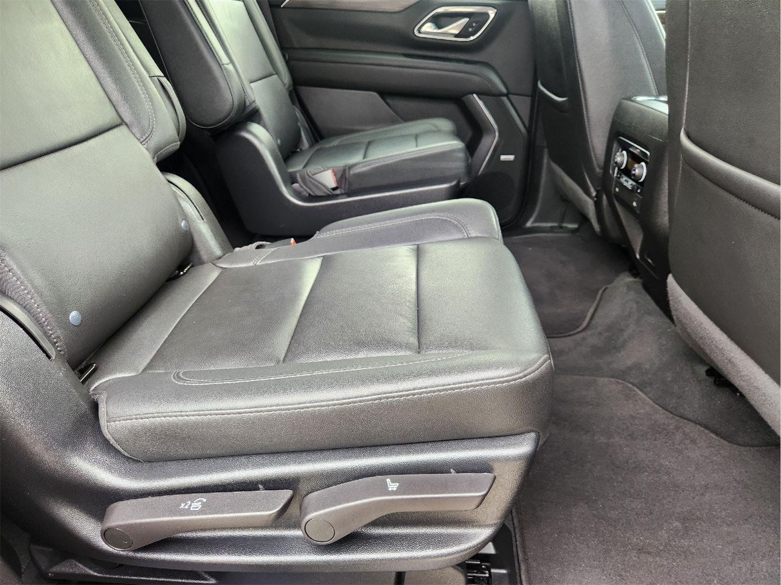 2022 Chevrolet Tahoe photo 31 of 34