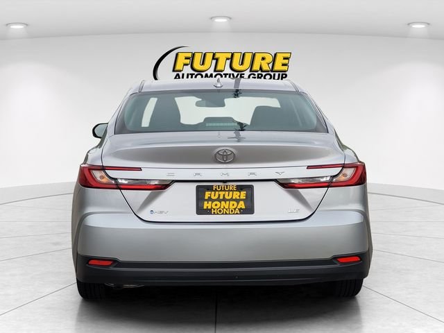 Used 2025 Silver Toyota LE image 8