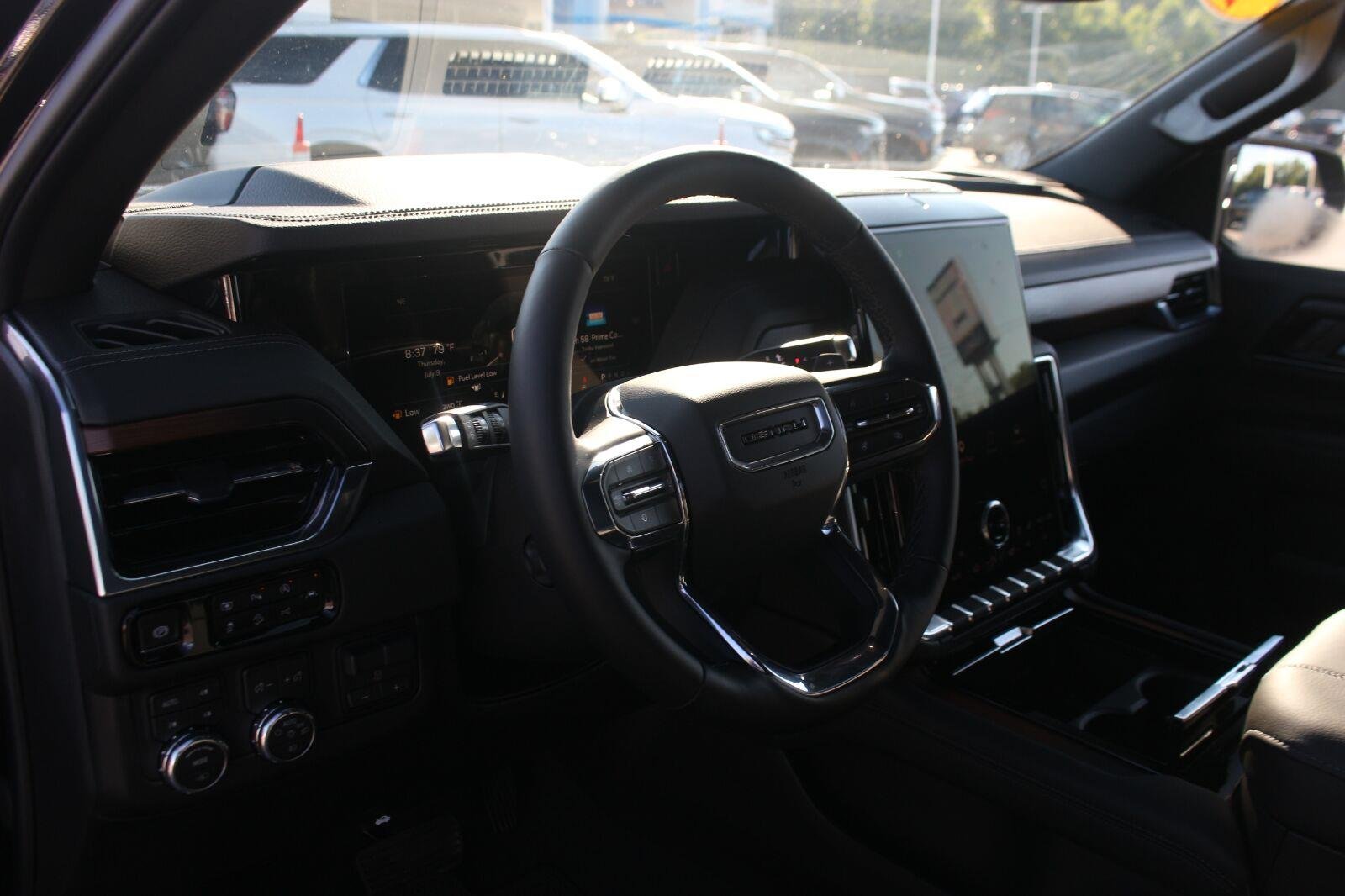 Used 2026 Onyx Black GMC Denali image 18