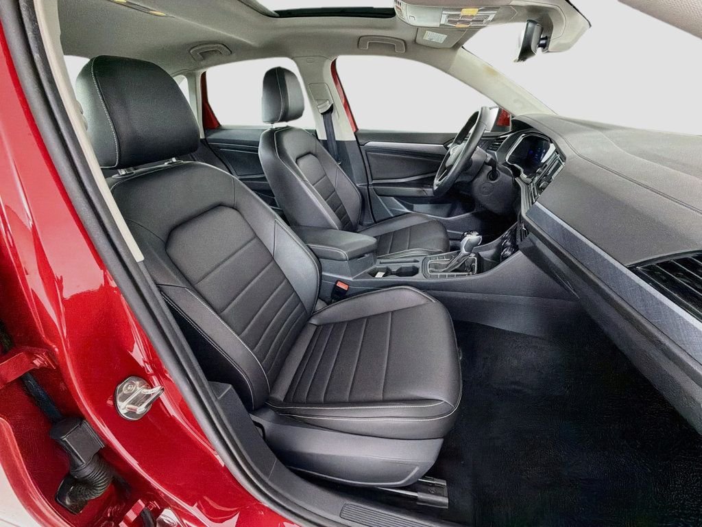 Used 2023 Kings Red Metallic Volkswagen SE Automatic image 27