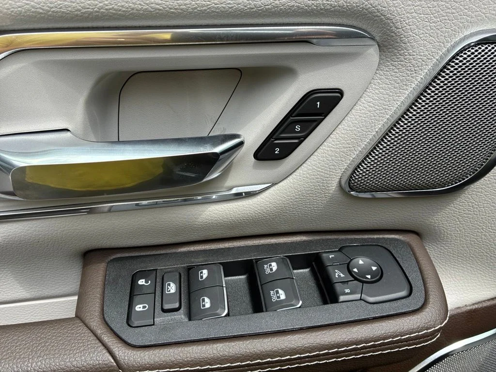 New 2026 Serrano-Green Metallic Exterior Paint RAM Laramie image 21