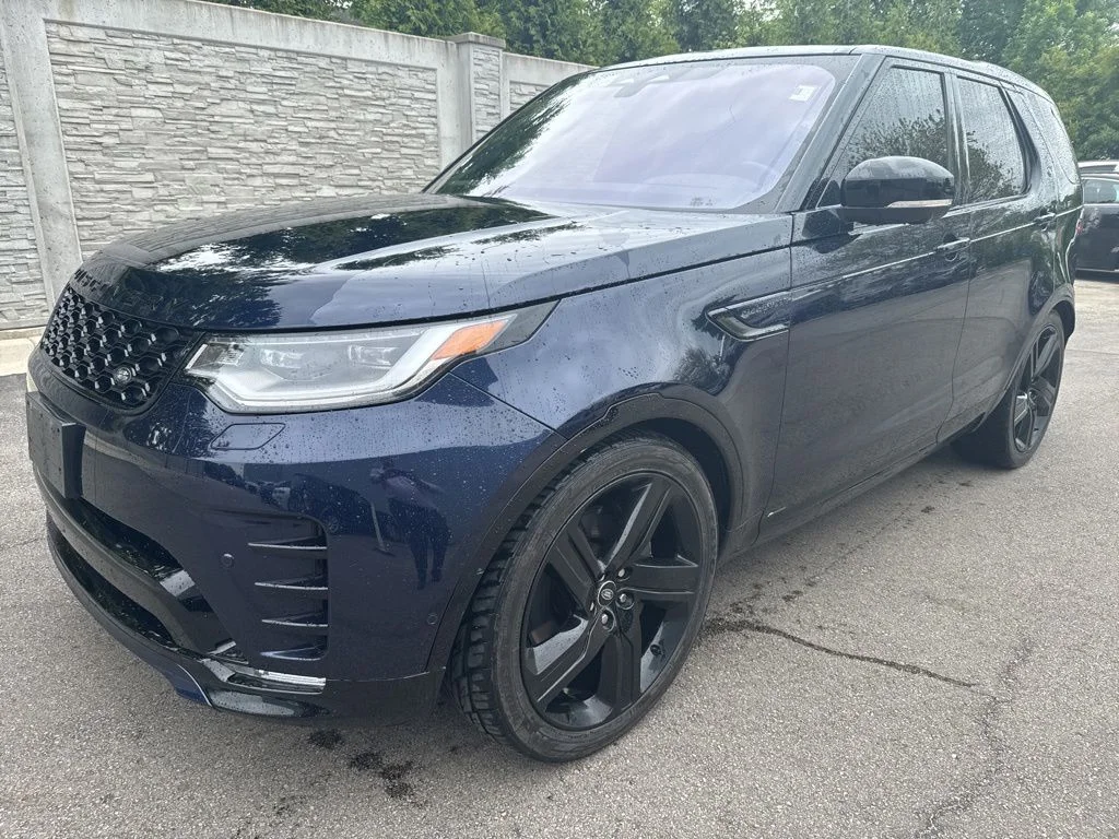 2022 Land Rover Discovery HSE R Dynamic's photo