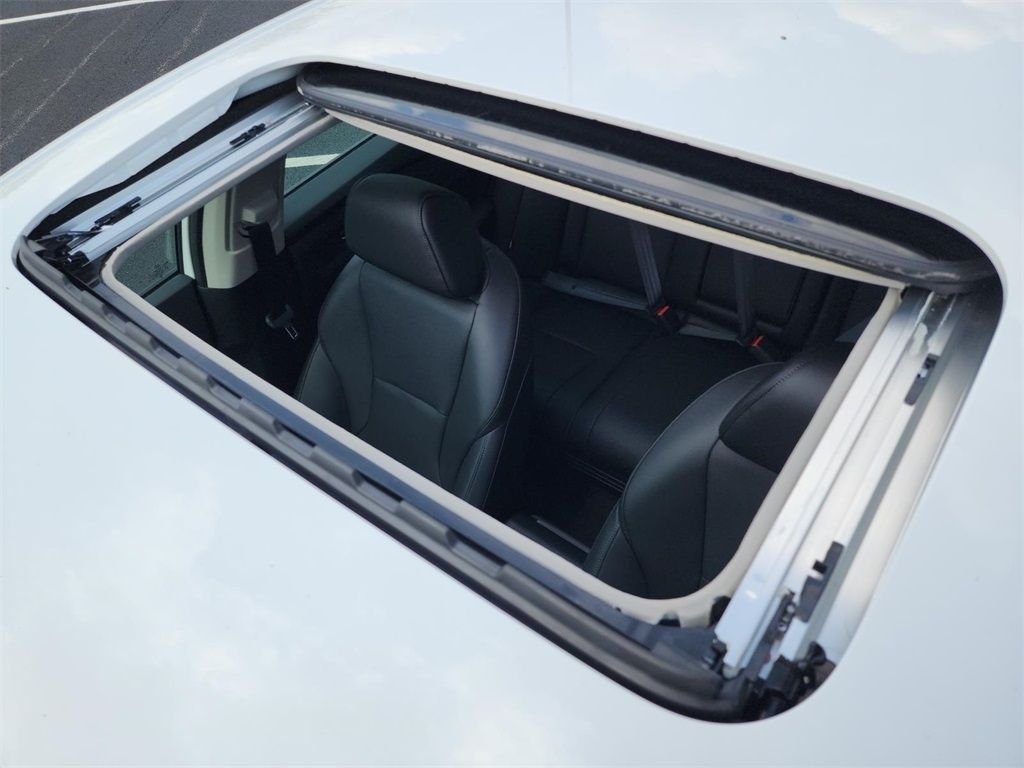 Certified Used 2025 Crystal Black Pearl Honda Touring image 3