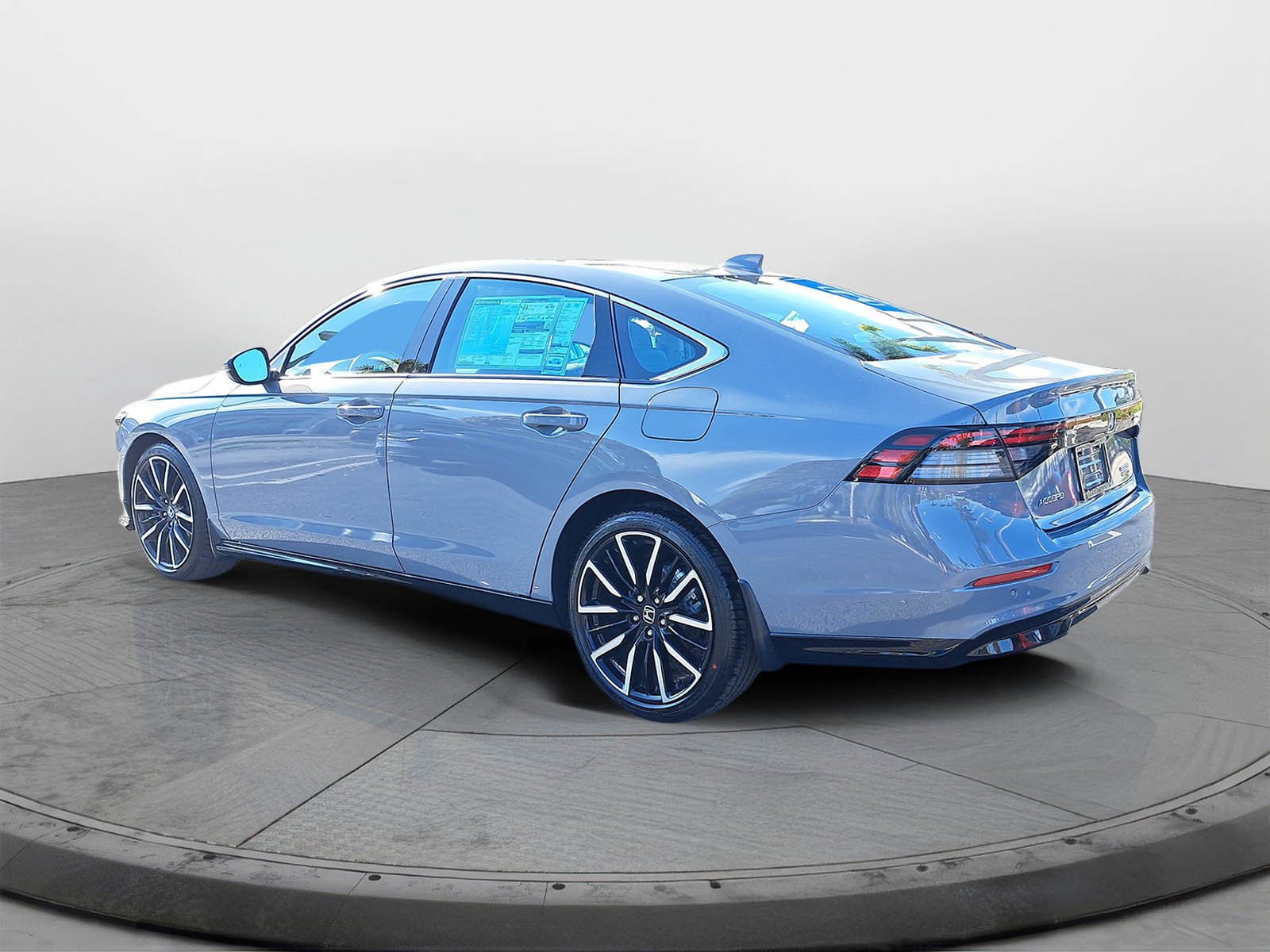 New 2026 Urban Gray Pearl Honda Touring image 4