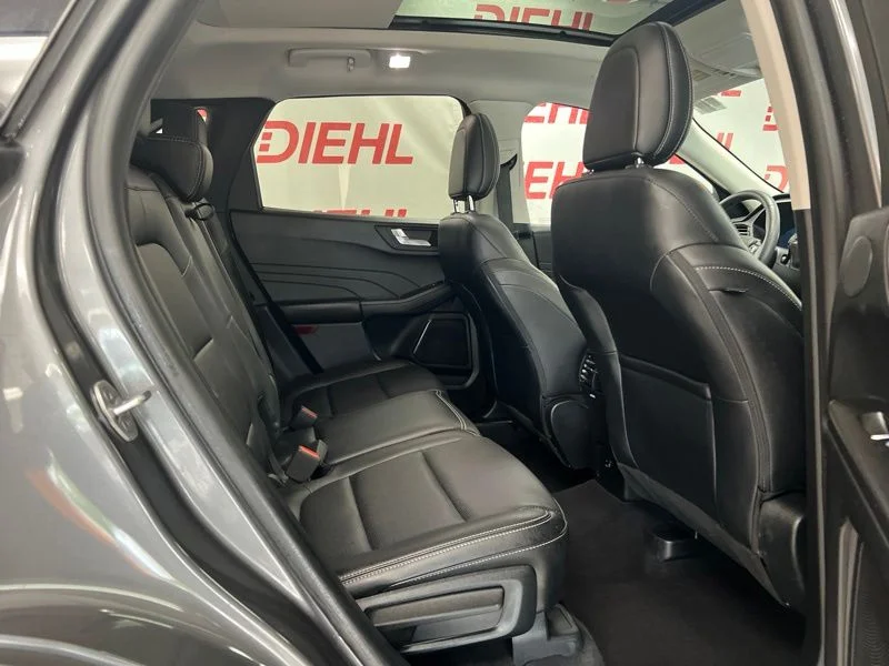 Used 2021 Gray Ford SEL image 11