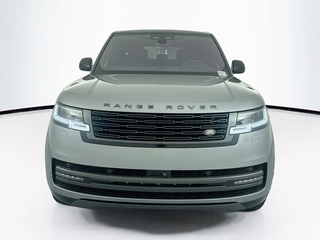 Certified Used 2023 Eiger Grey Metallic Land Rover SE image 2